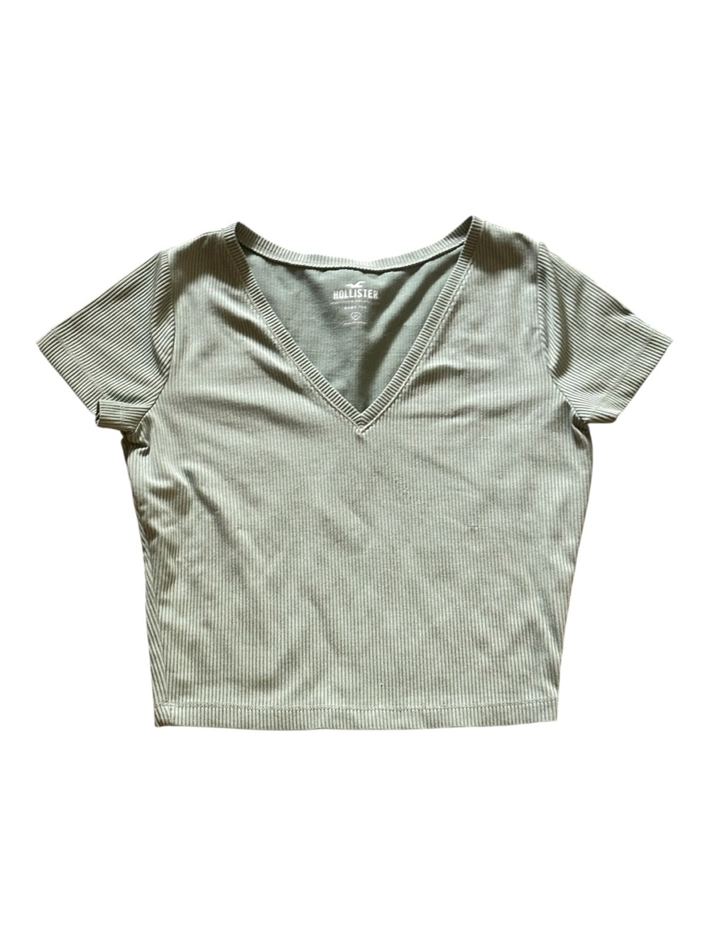 Hollister Sage Ribbed V-Neck Baby Tee Size M- like new